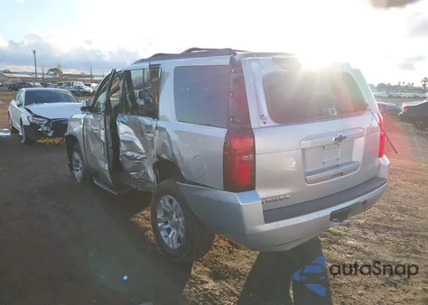 2019 Chevrolet Tahoe Ls z USA, uszkodzony, nr VIN 1GNSCAKC0KR124255